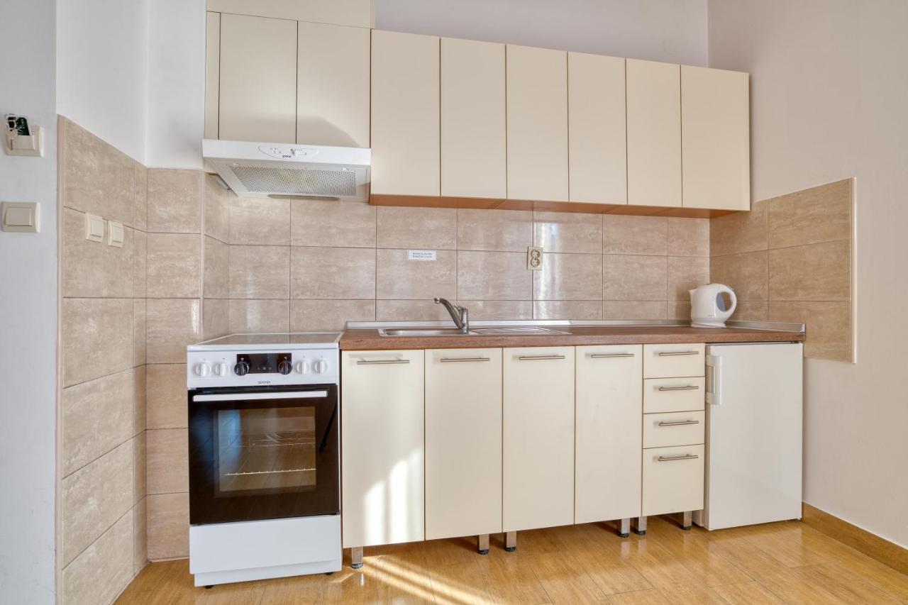 Garni Hotel Milica Χέρτσεγκ Νόβι Εξωτερικό φωτογραφία