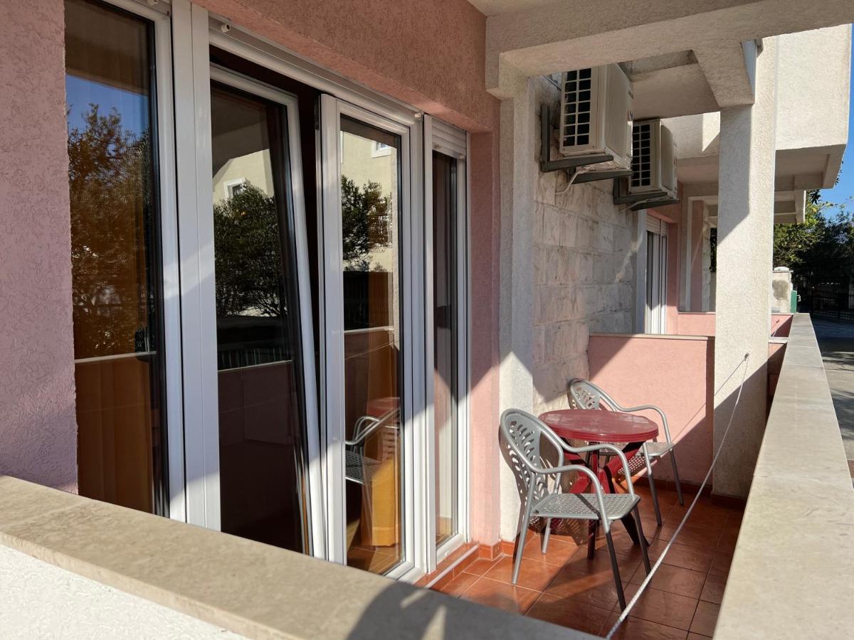 Garni Hotel Milica Χέρτσεγκ Νόβι Εξωτερικό φωτογραφία