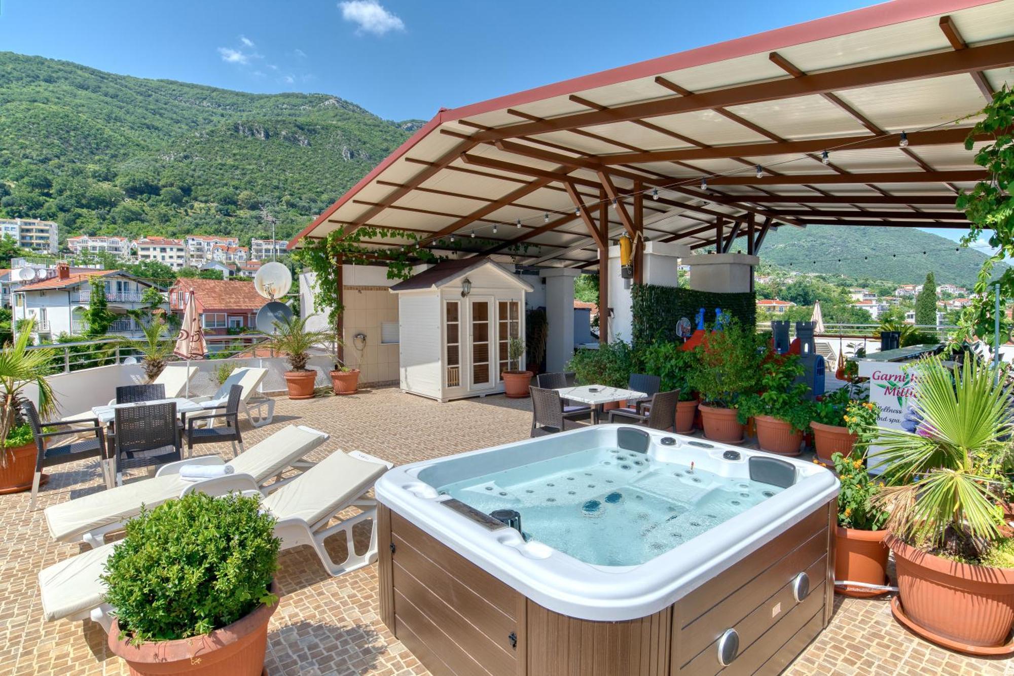Garni Hotel Milica Χέρτσεγκ Νόβι Εξωτερικό φωτογραφία