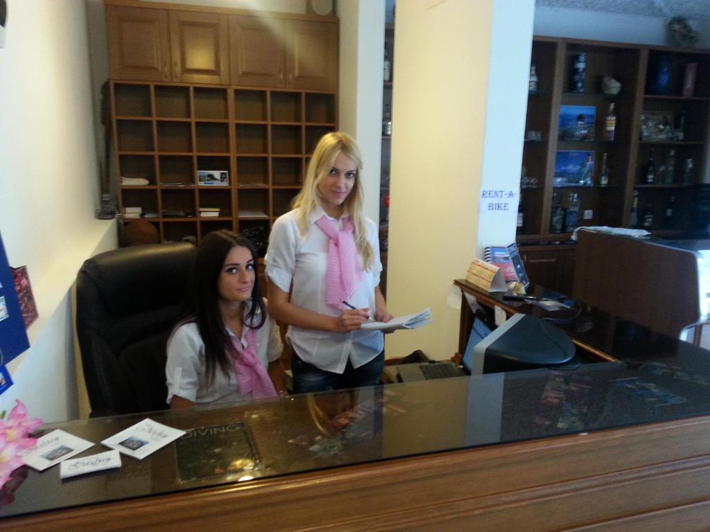 Garni Hotel Milica Χέρτσεγκ Νόβι Εξωτερικό φωτογραφία